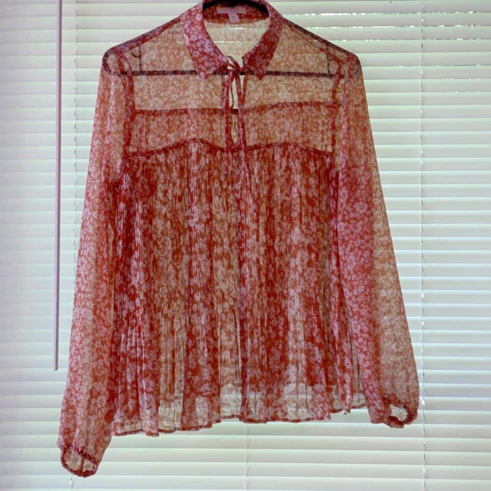 LC Lauren Conrad Tan and White Patterned Top